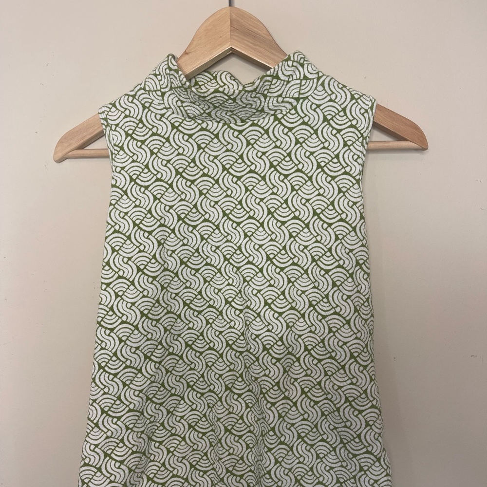 Anthropologie Swirl Pattern Tank Top in Green and Cream - Picture 3 of 3